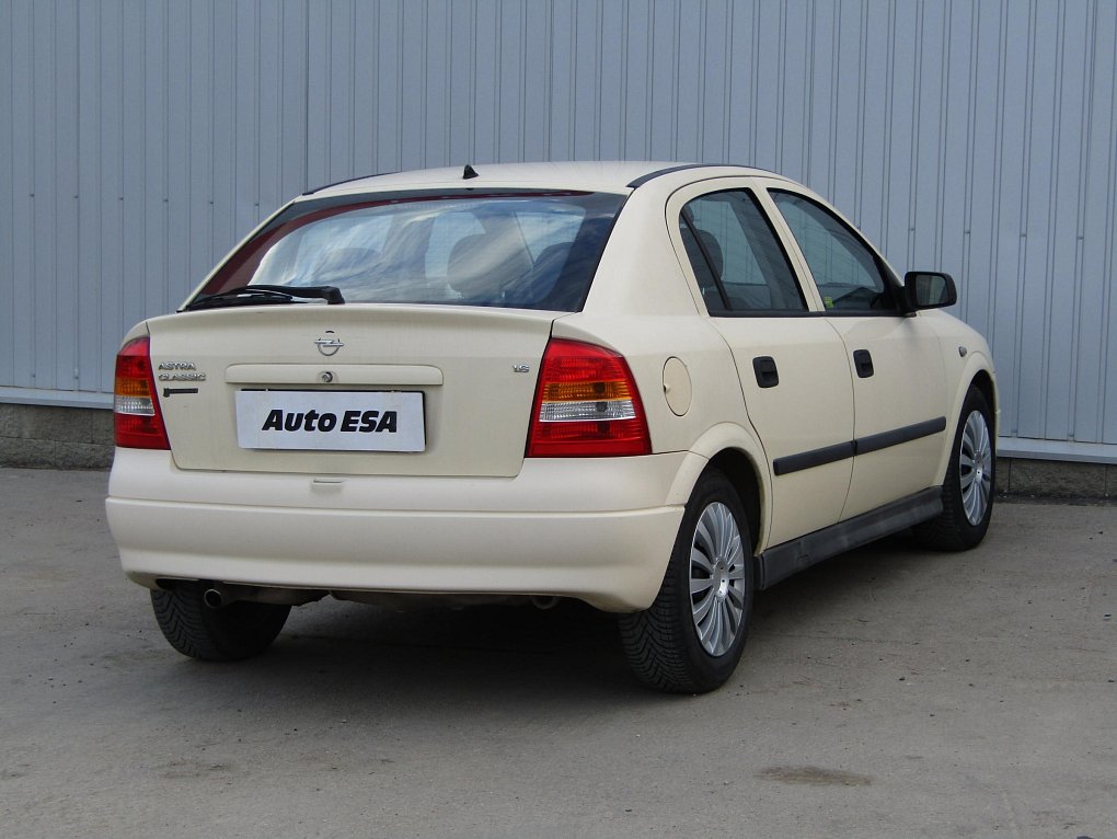 Opel Astra 1.6i 