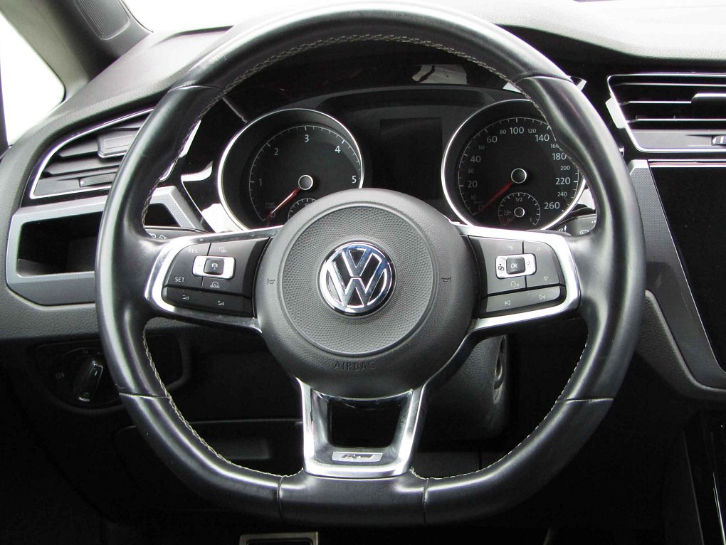 Volkswagen Touran 2.0 TDi Highline R-Line