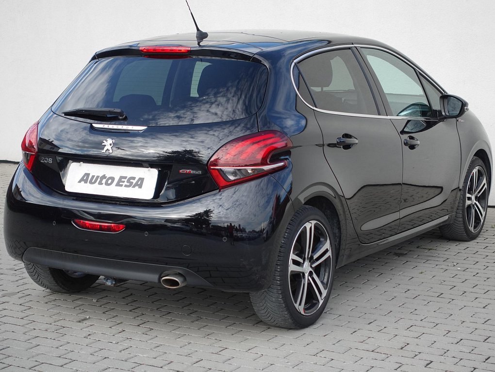 Peugeot 208 1.2PT GT Line