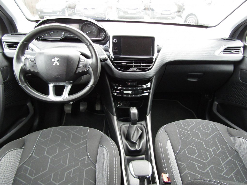 Peugeot 2008 1.6 HDi 
