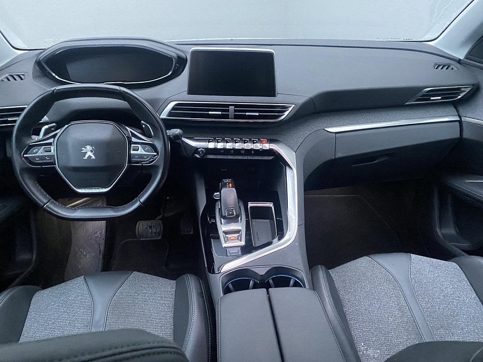 Peugeot 3008 1.2 PT Allure