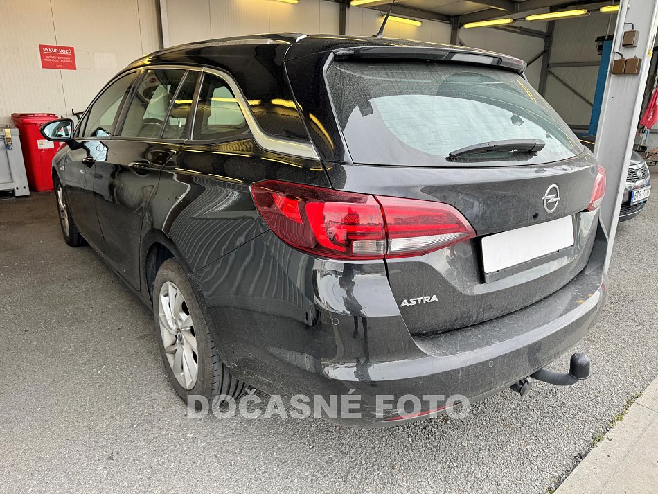Opel Astra 1.6 CDTi 