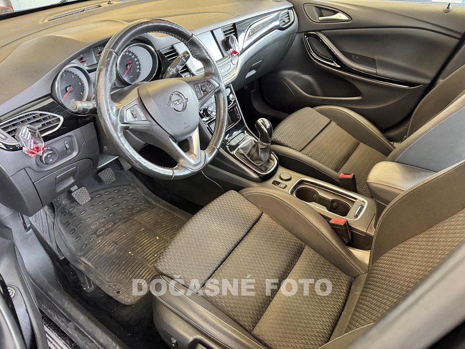 Opel Astra 1.6 CDTi 