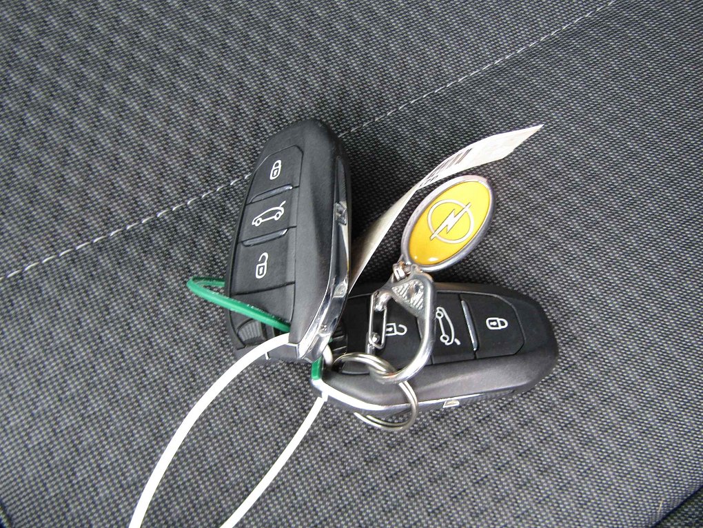 Opel Astra 1.2 T 