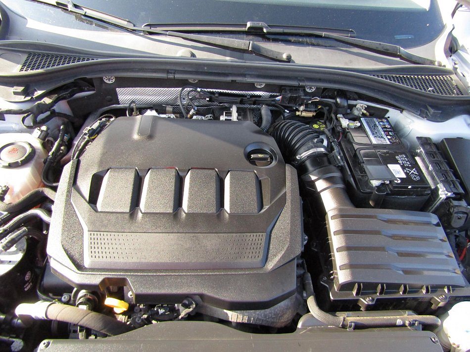 Škoda Superb III 2.0 TDi Style