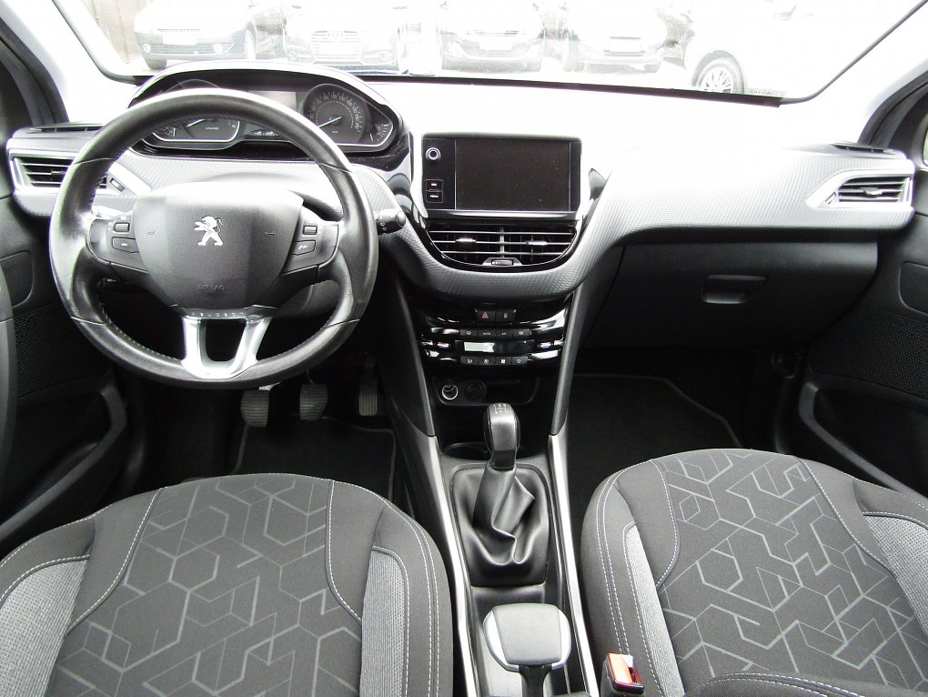 Peugeot 2008 1.6 HDi Active