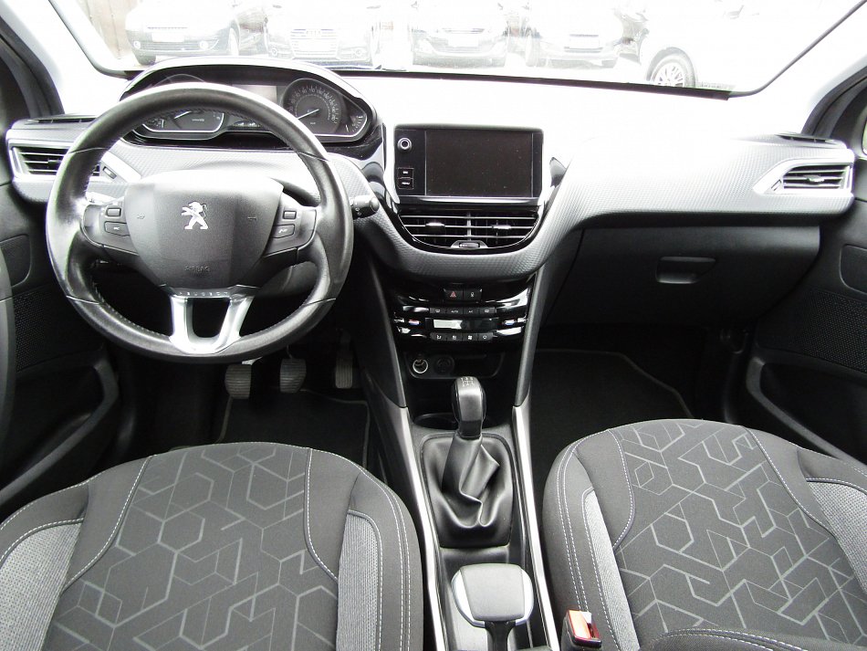 Peugeot 2008 1.6 HDi Active