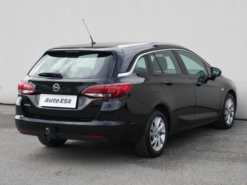 Opel Astra 1.6 CDTi 