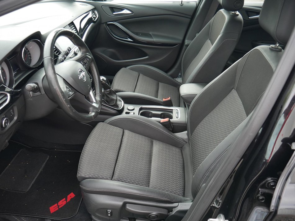 Opel Astra 1.6 CDTi 