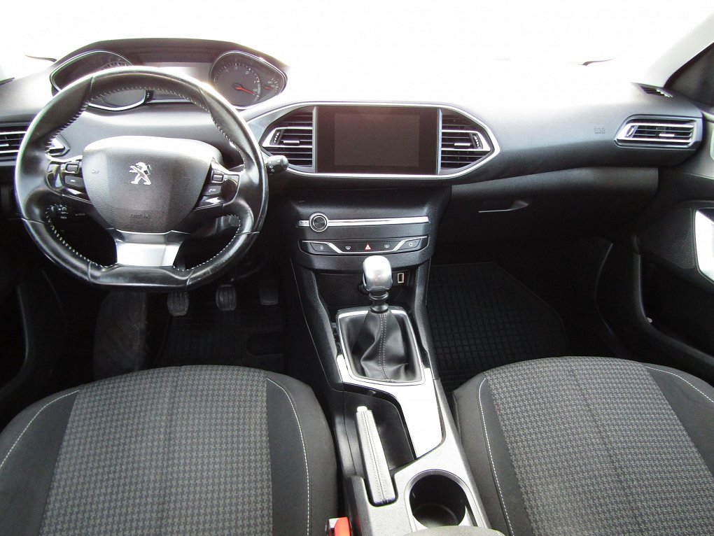 Peugeot 308 1.5 HDi 