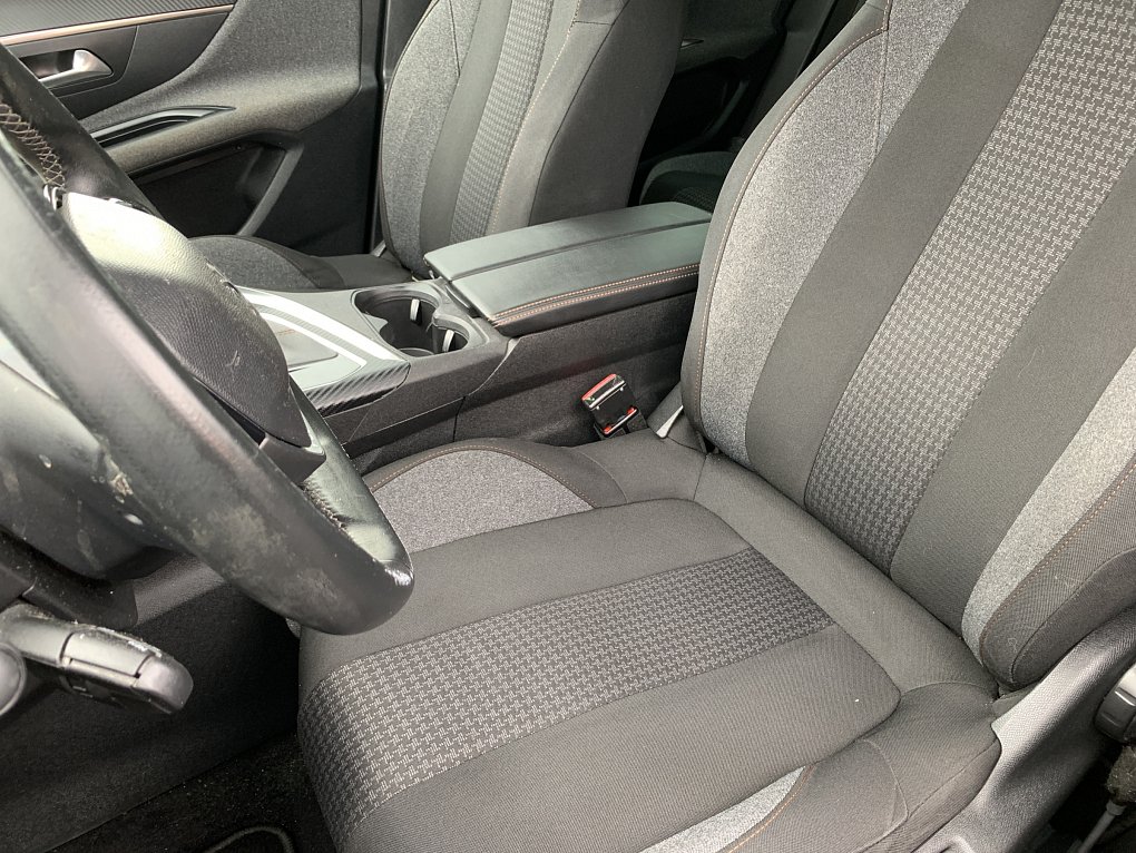 Peugeot 3008 1.5HDi Active