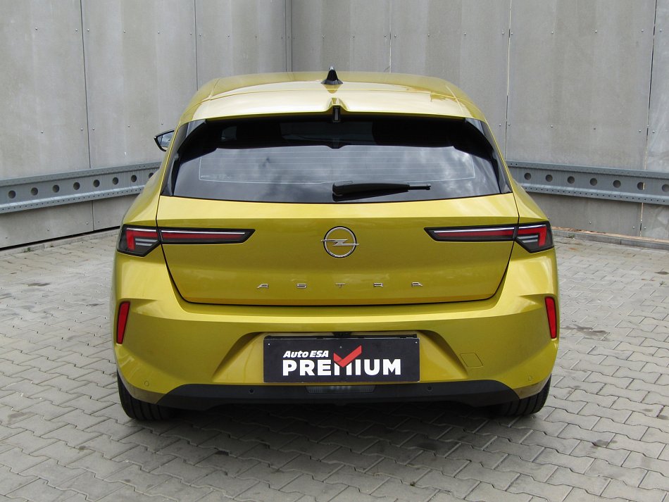 Opel Astra 1.2 T 