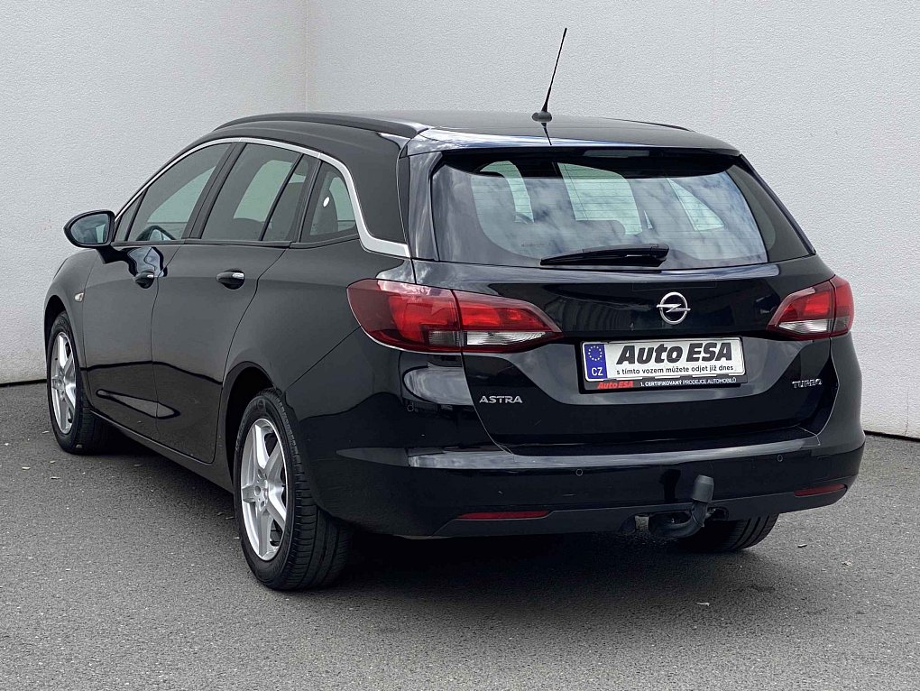 Opel Astra 1.4 T Edition