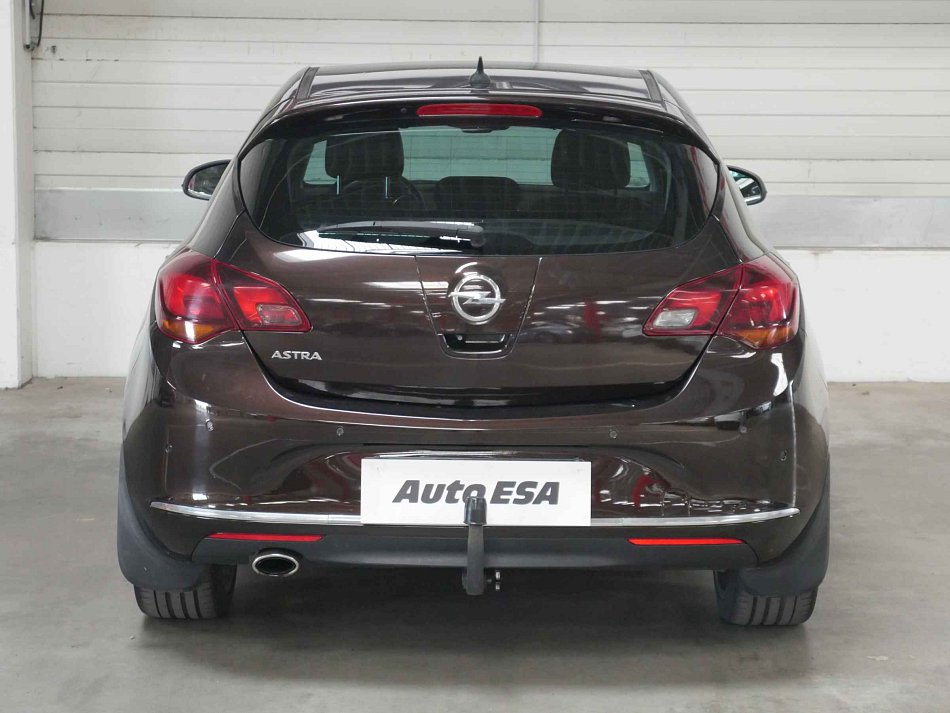 Opel Astra 1.6T 
