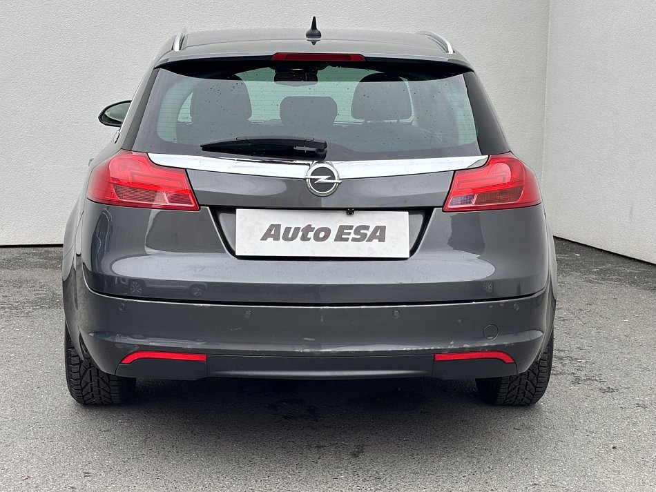 Opel Insignia 2.0 CDTi 