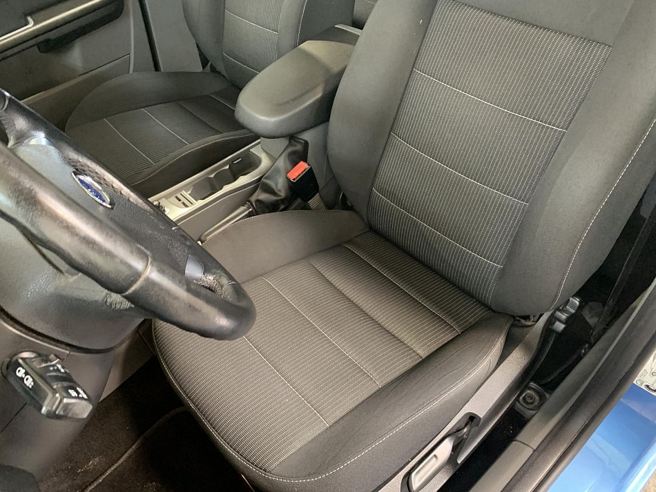 Ford Focus 1.6i 