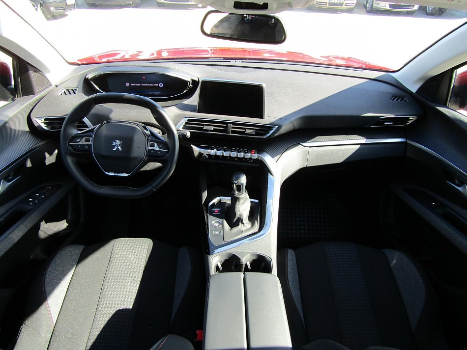 Peugeot 3008 1.2PT 