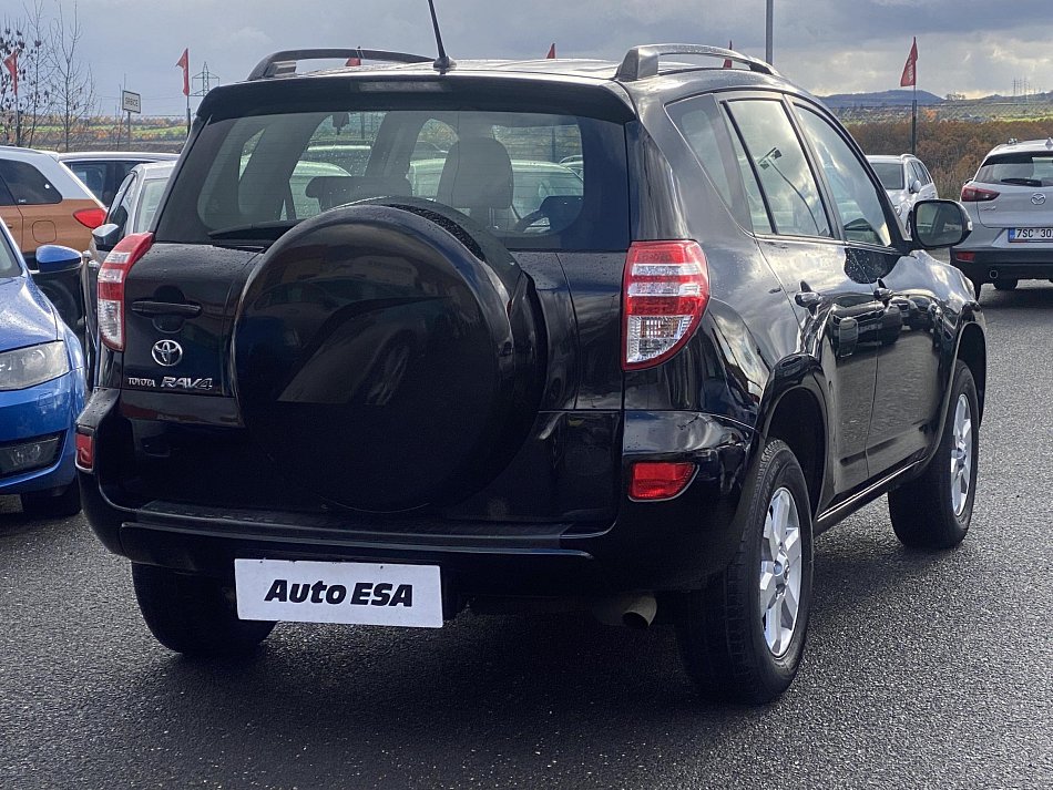 Toyota RAV4 2.0i  4x4