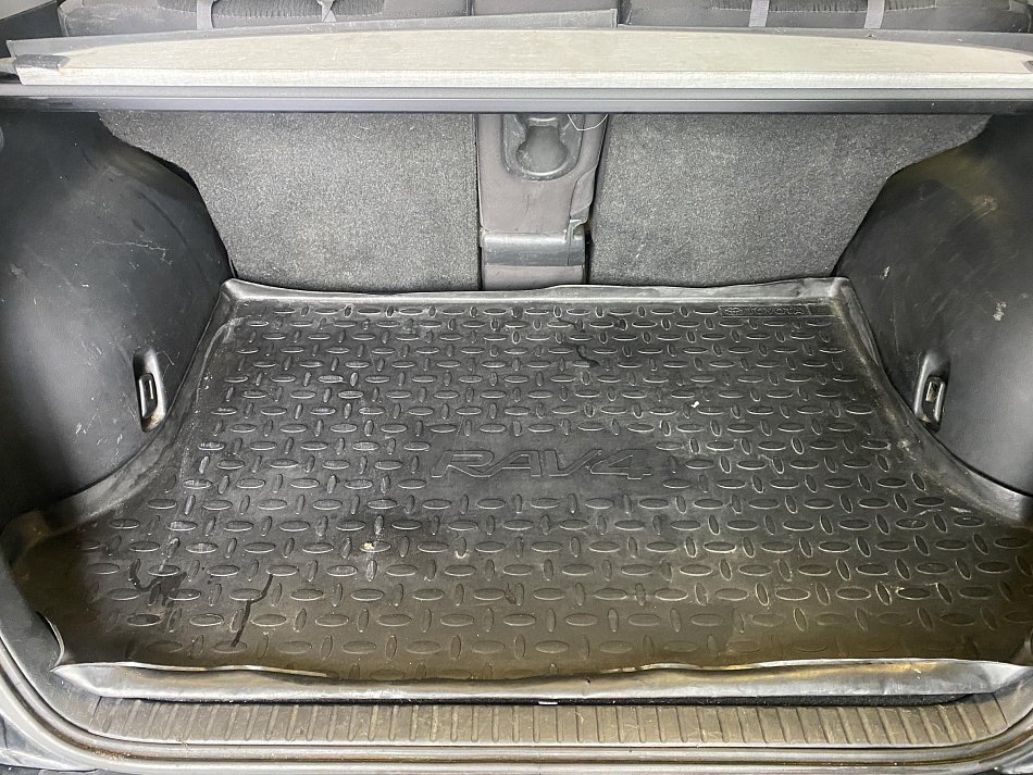 Toyota RAV4 2.0i  4x4