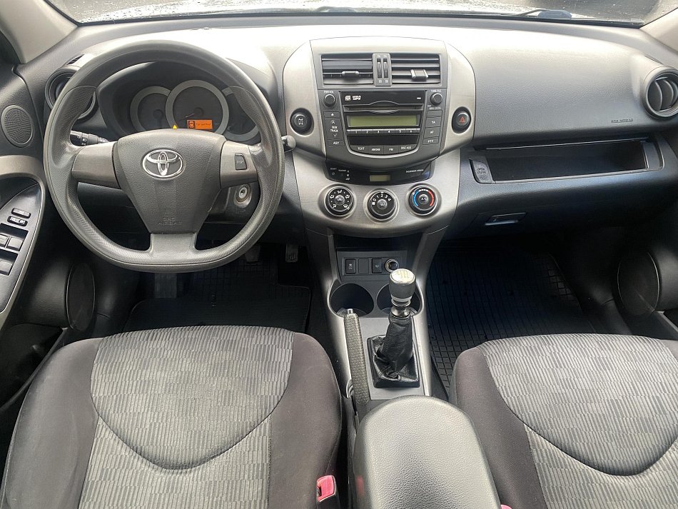 Toyota RAV4 2.0i  4x4