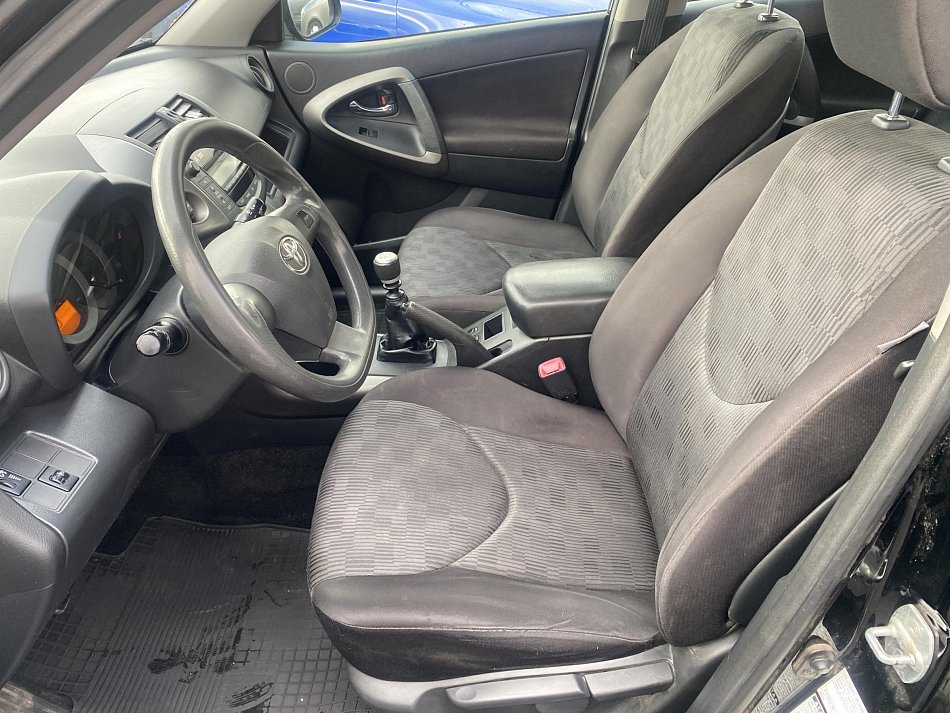 Toyota RAV4 2.0i  4x4