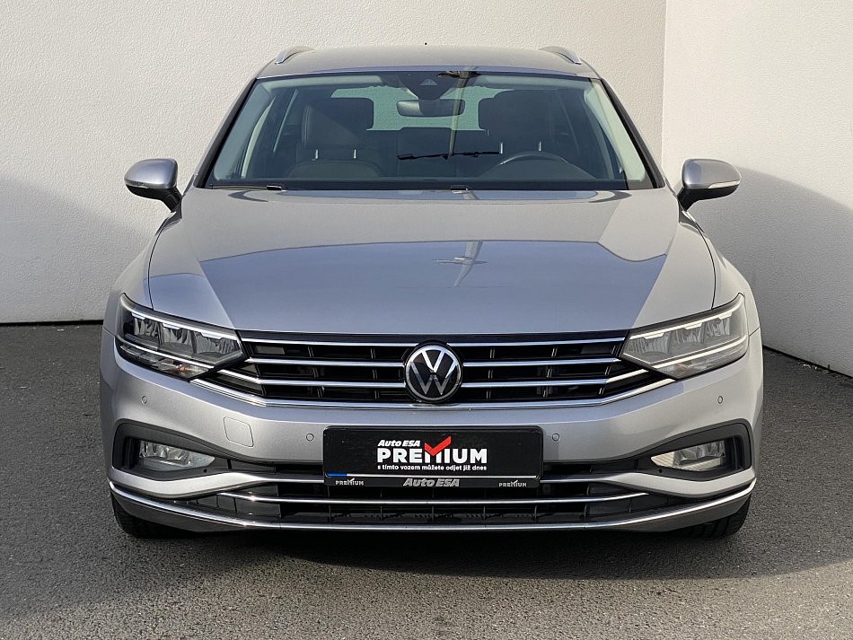 Volkswagen Passat 1.5 TSi Elegance