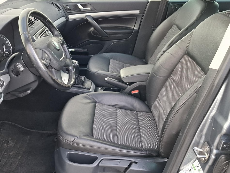 Škoda Octavia II 1.4 TSI Elegance