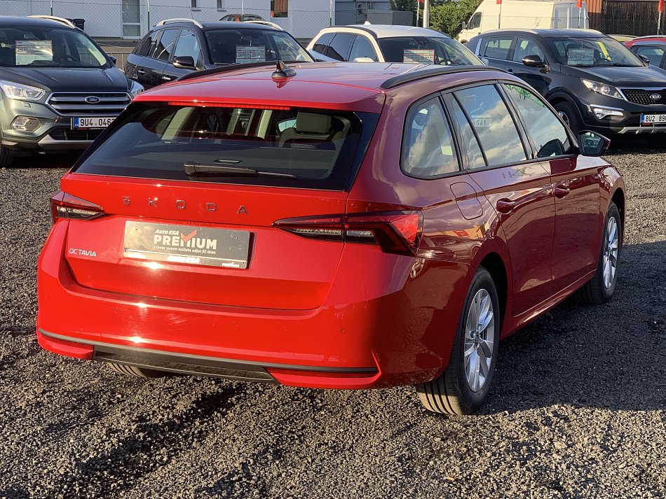 Škoda Octavia IV 1.5 TSi Selection