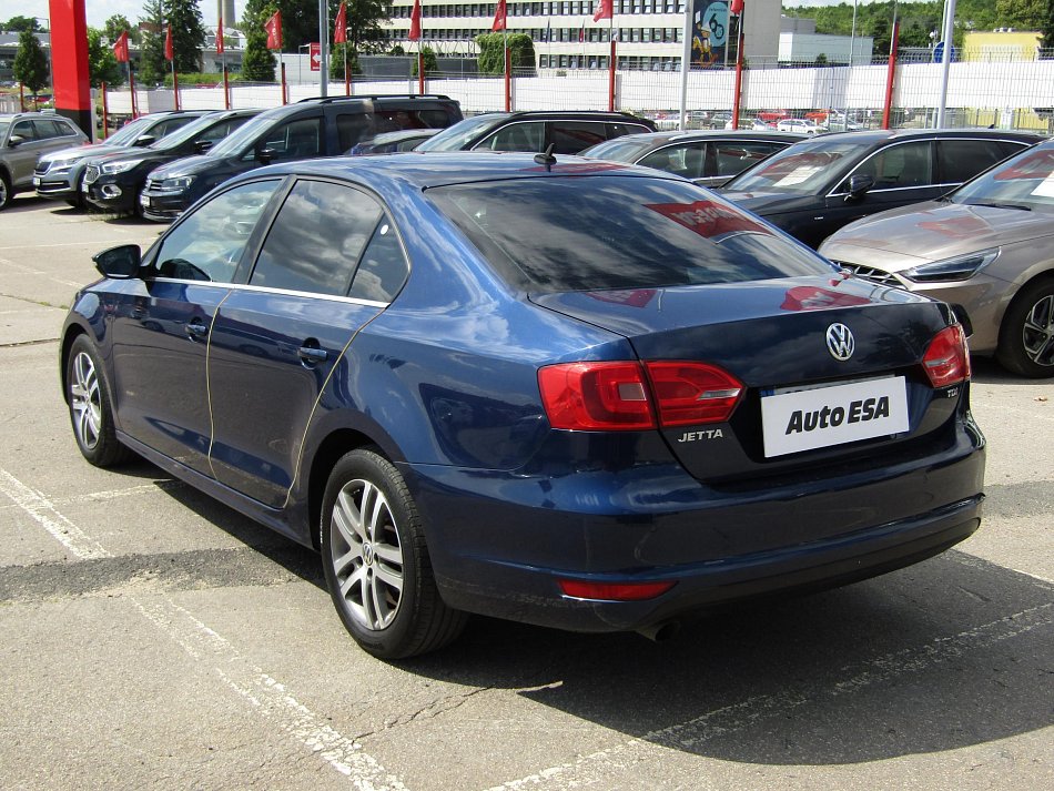 Volkswagen Jetta 1.6TDi Highline