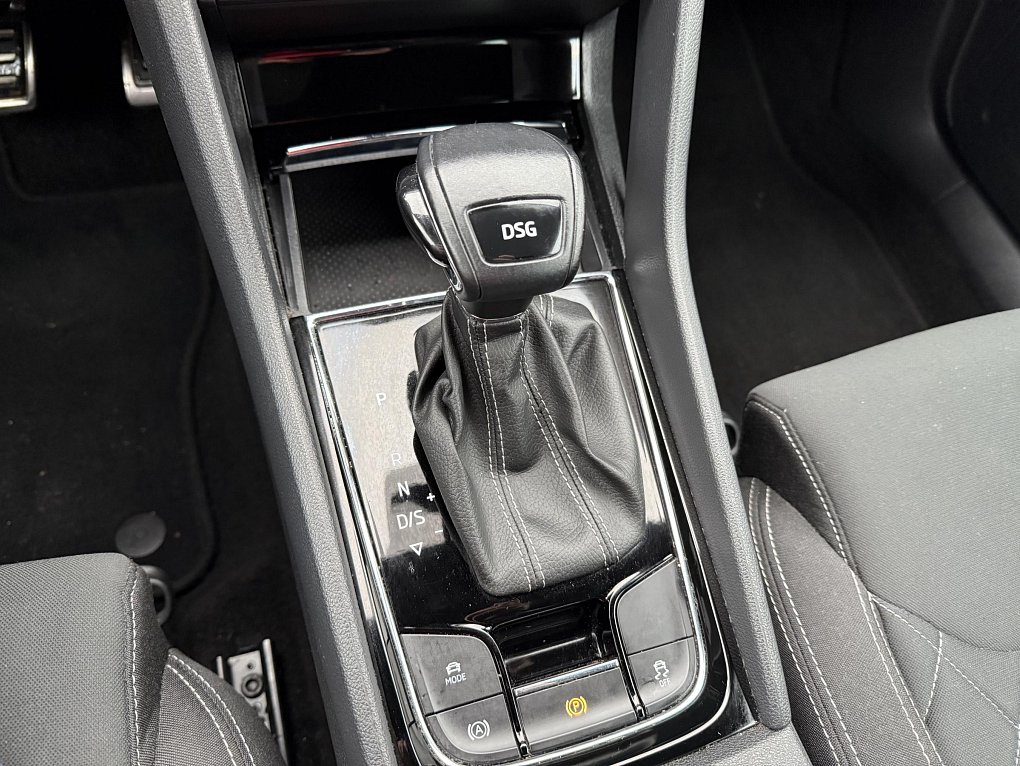 Škoda Karoq 1.5 TSi SportLine