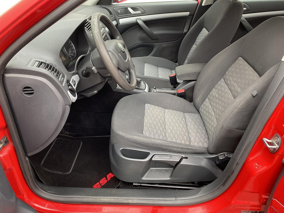 Škoda Octavia II 1.2 TSi Ambiente