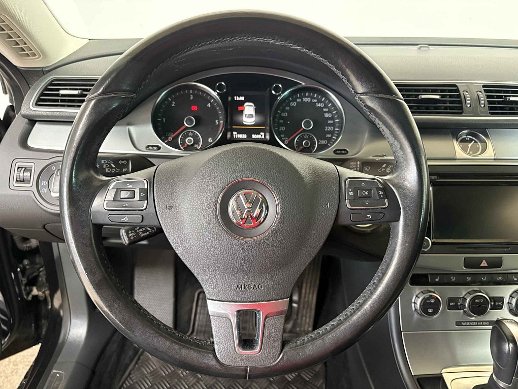 Volkswagen CC 2.0 TDi 