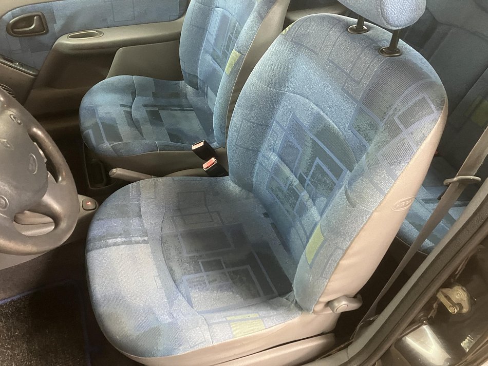 Renault Clio 1.2 i 