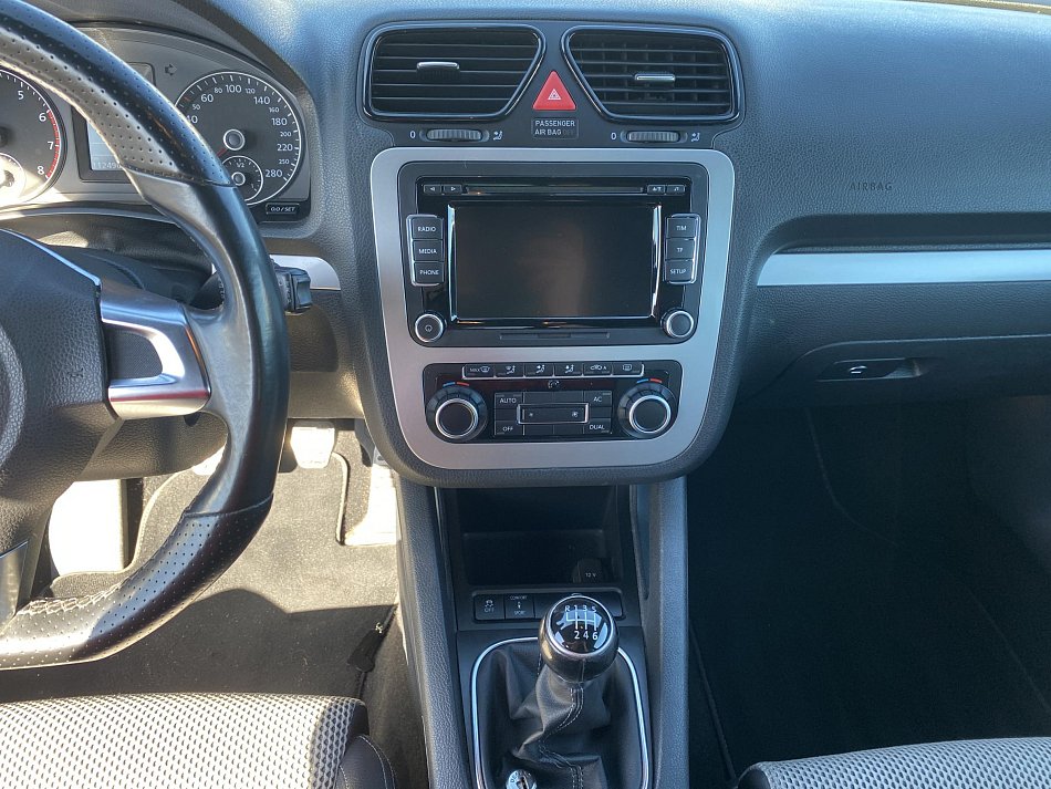 Volkswagen Scirocco 1.4 TSI 