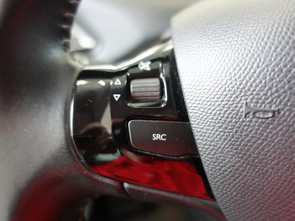Peugeot 308 1.6 HDi 