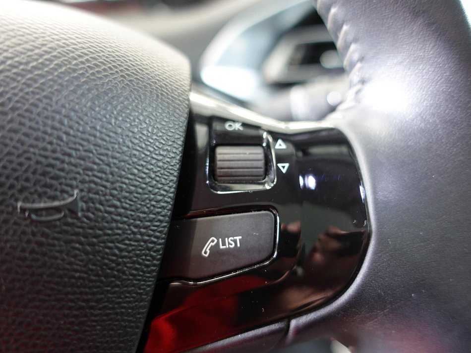 Peugeot 308 1.6 HDi 