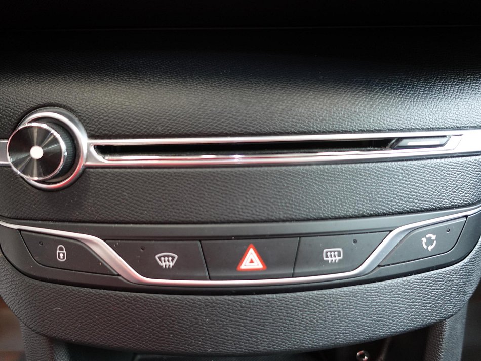 Peugeot 308 1.6 HDi 