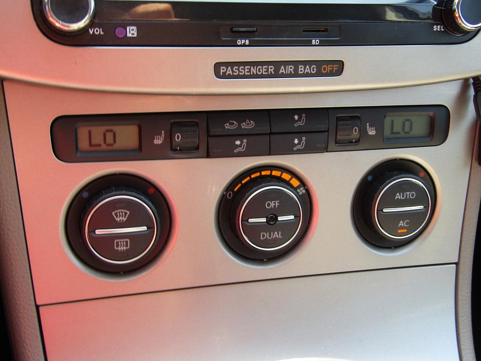 Volkswagen Passat 2.0TDi 