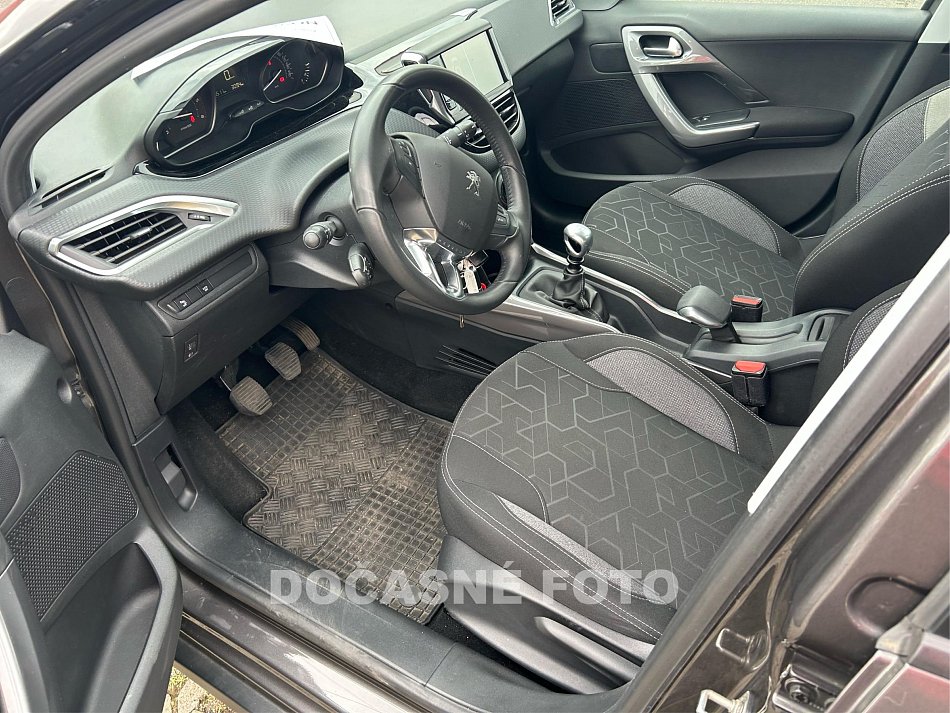 Peugeot 2008 1.5HDi 