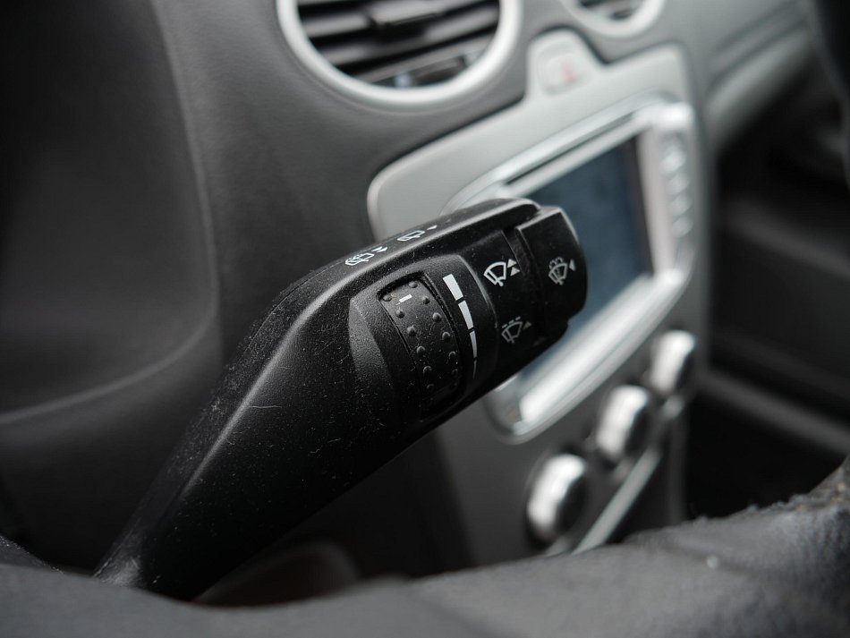 Ford Focus 1.6 i 