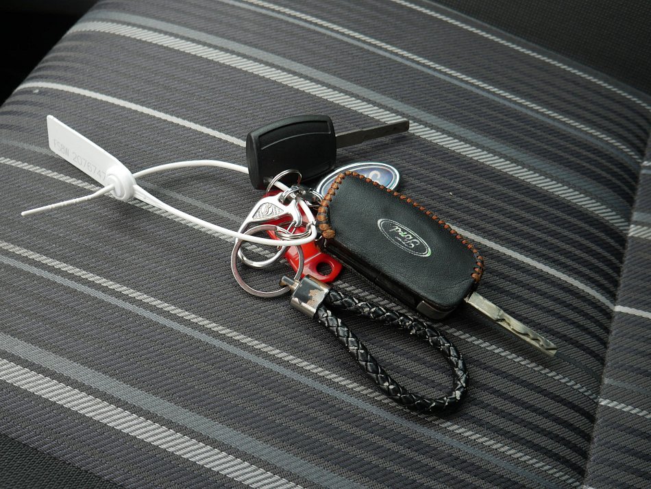 Ford Focus 1.6 i 