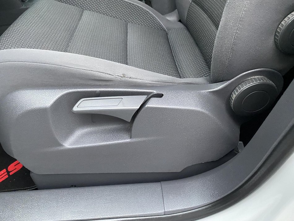 Volkswagen Touran 2.0 TDi 