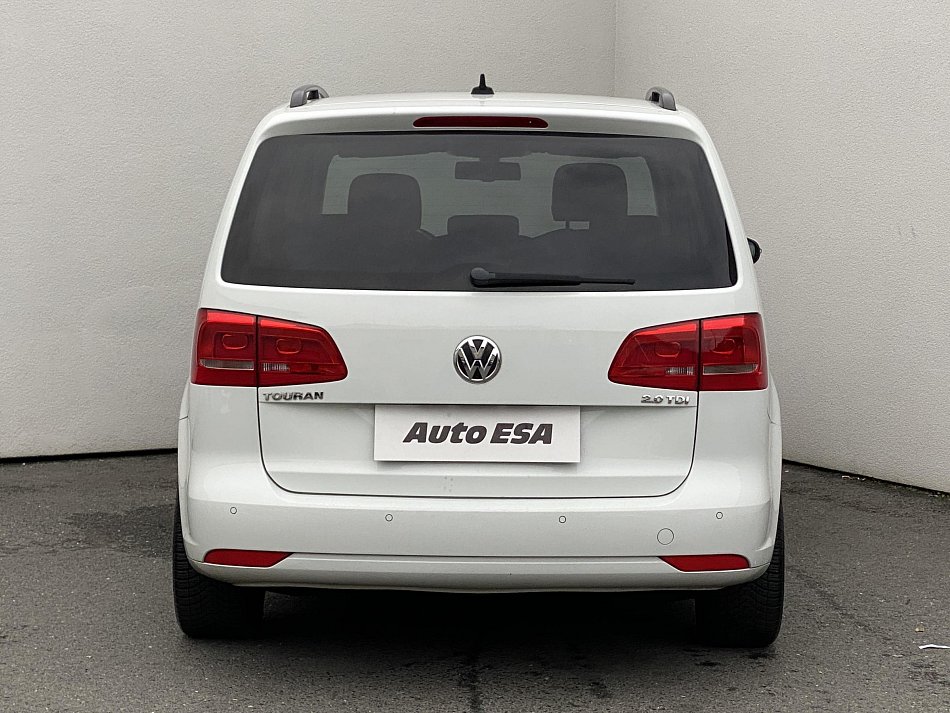 Volkswagen Touran 2.0 TDi 