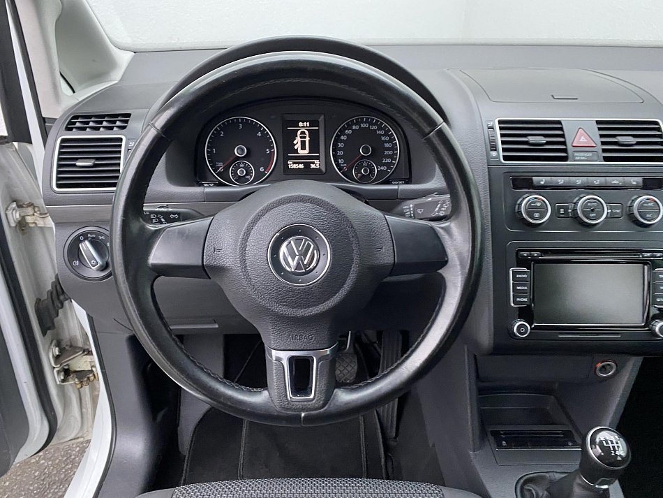 Volkswagen Touran 2.0 TDi 