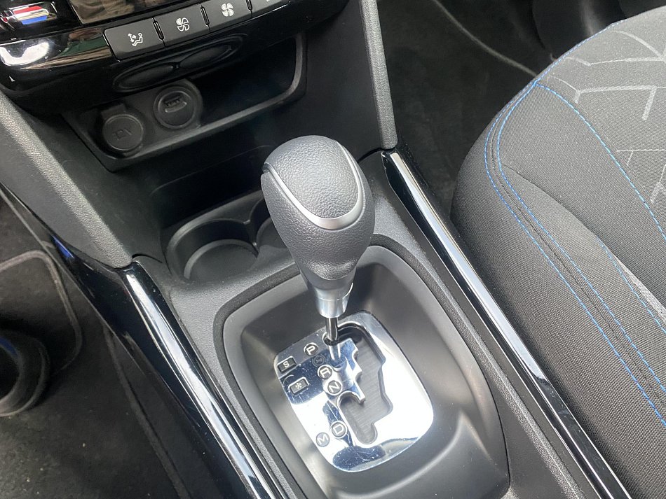 Peugeot 2008 1.2 PT Signature