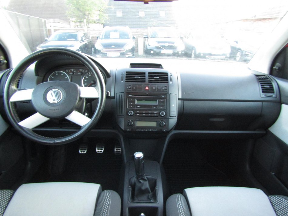 Volkswagen Polo 1.4 i CROSS CROSS