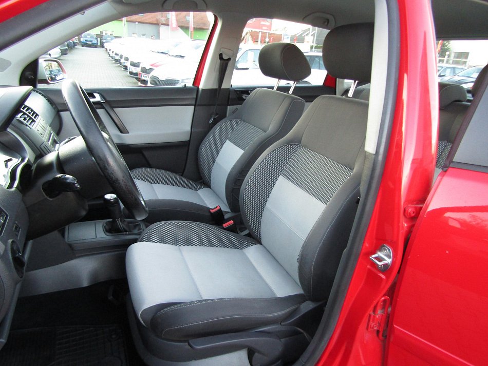 Volkswagen Polo 1.4 i CROSS CROSS