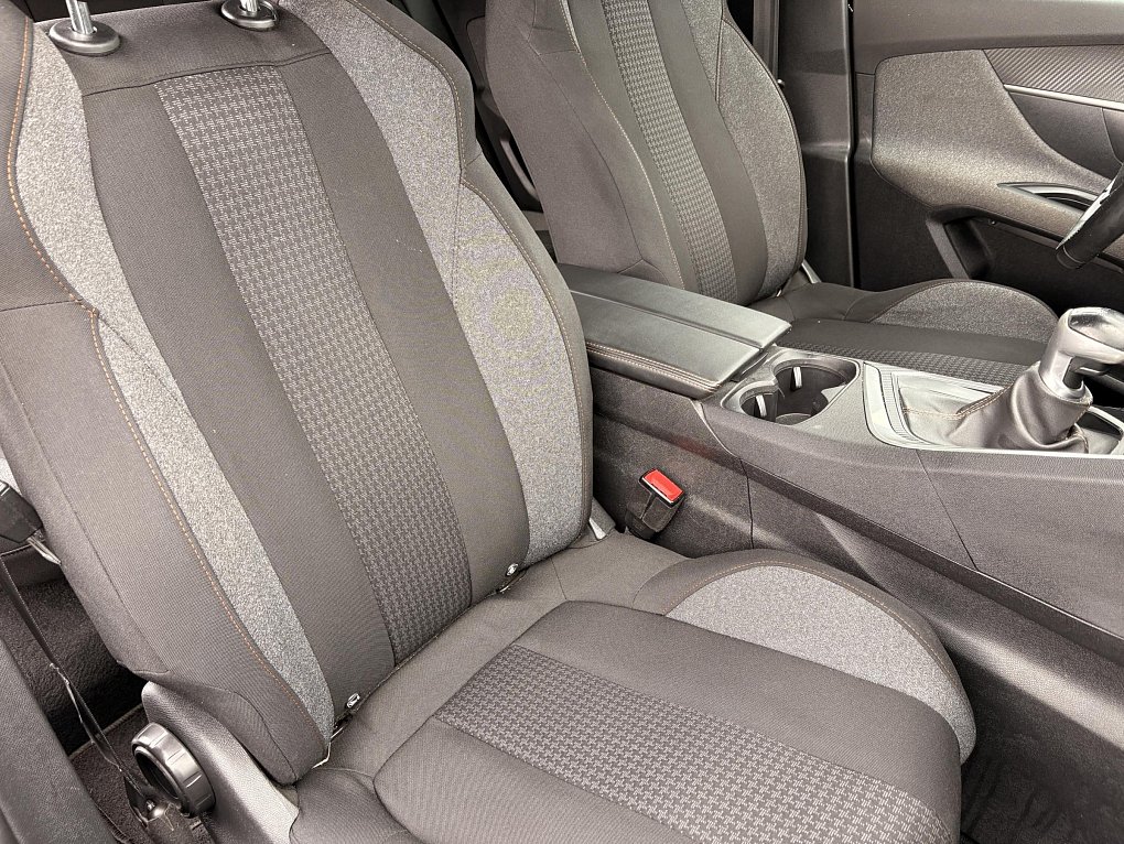 Peugeot 3008 1.5HDi Active