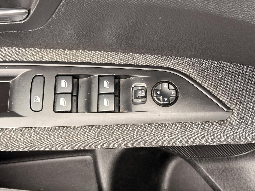 Peugeot 3008 1.5HDi Active