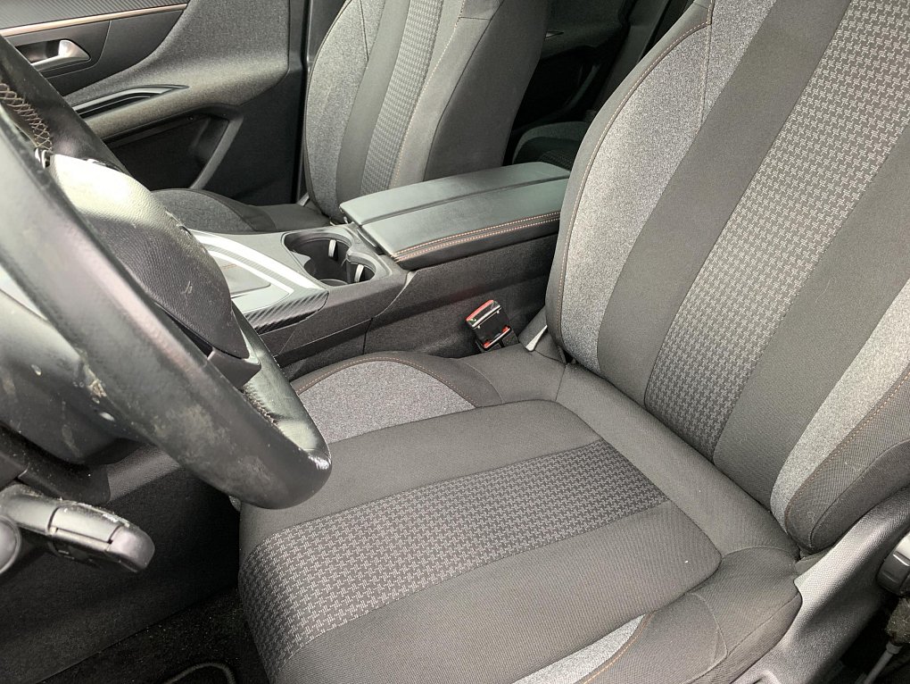 Peugeot 3008 1.5HDi Active